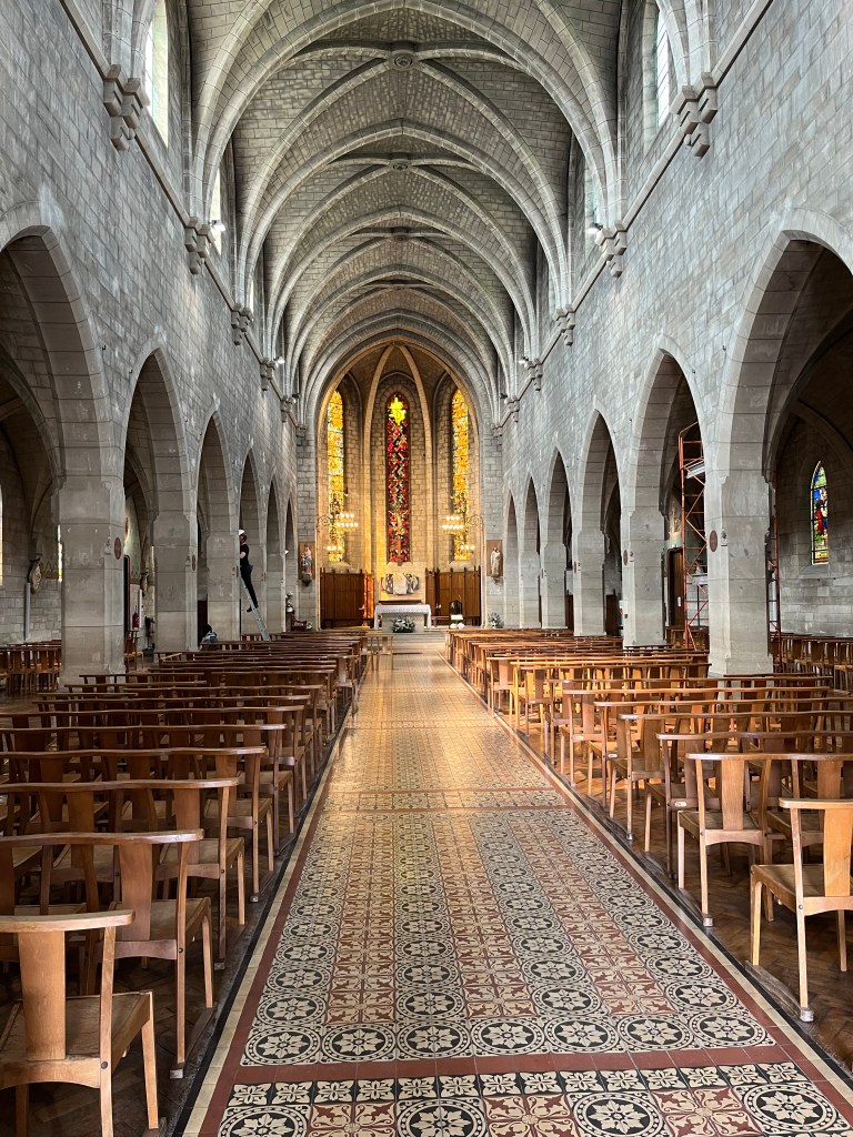 Installation lustres chauffants - Église des Mureaux