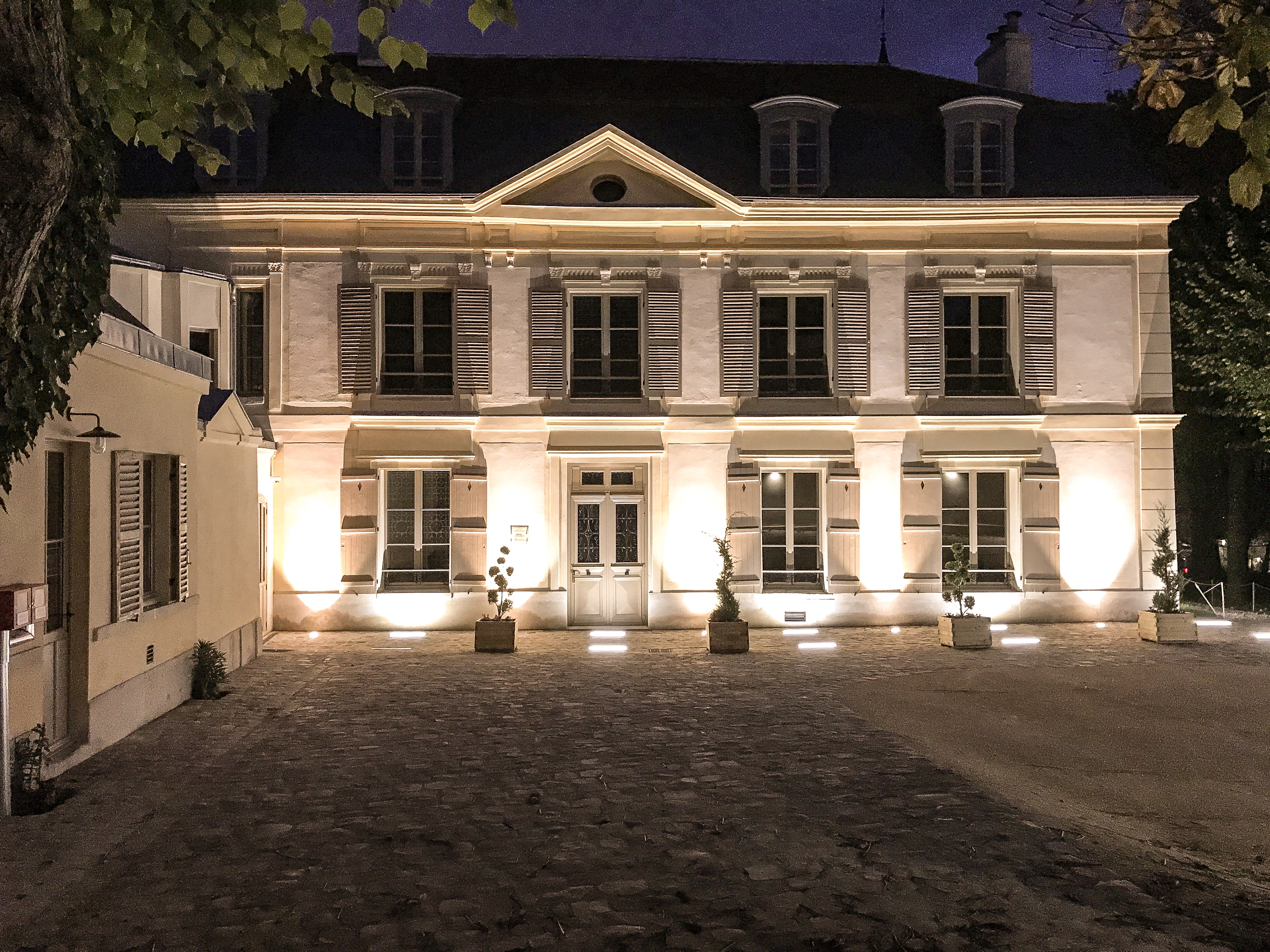 Éclairage extérieur Maison Derain à Chambourcy