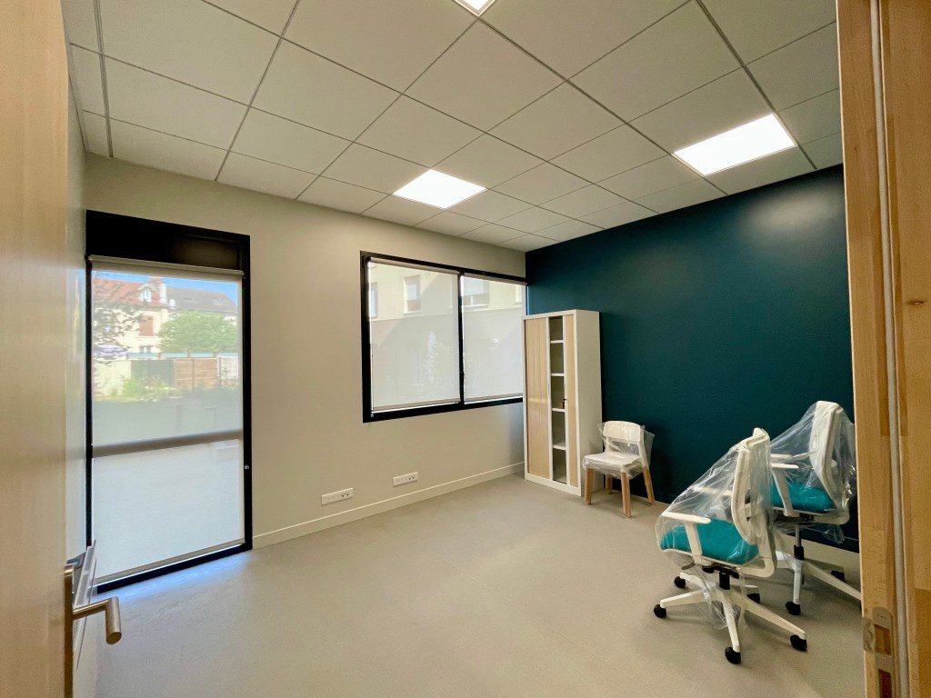 Espace Simone Veil - Les Mureaux 78130 - Travaux d'électricité - Eclairage Salle