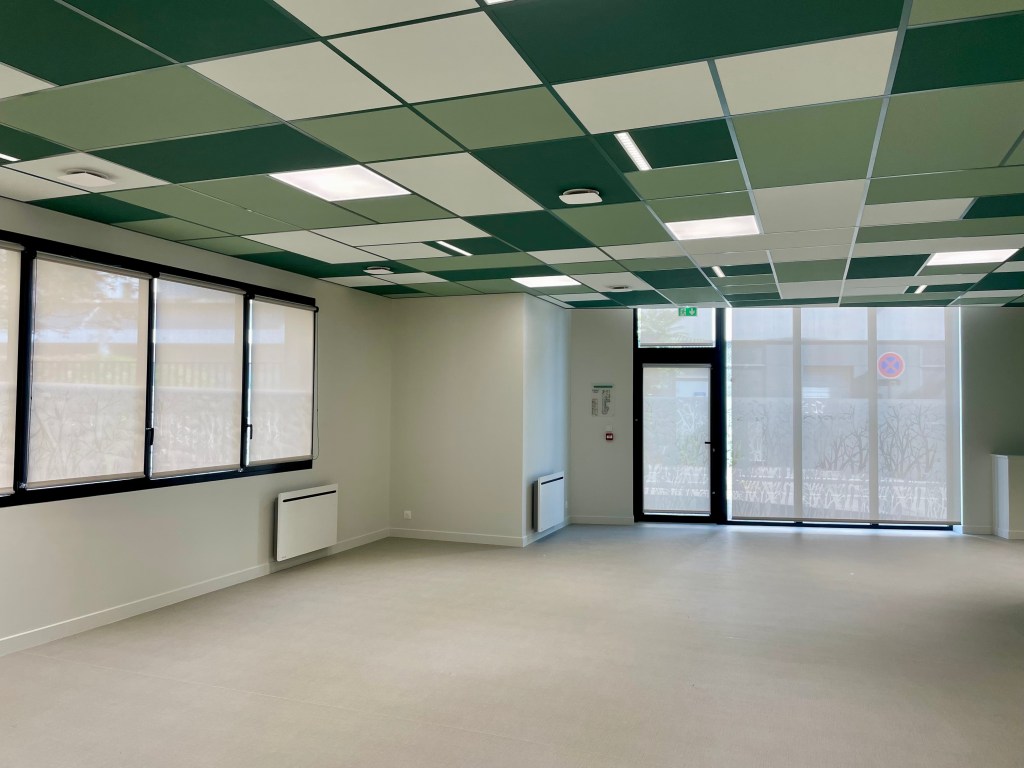 Espace Simone Veil - Les Mureaux 78130 - Travaux d'électricité - Eclairage grande salle