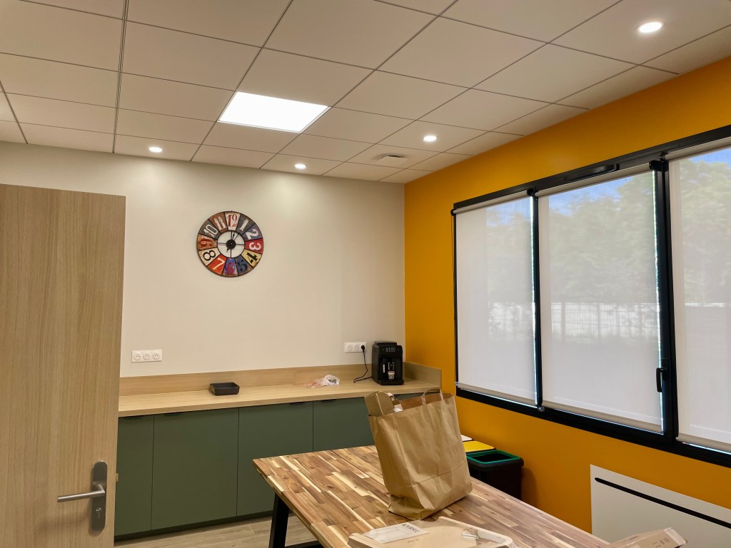 Espace Simone Veil - Les Mureaux 78130 - Travaux d'électricité - Eclairage Cuisine