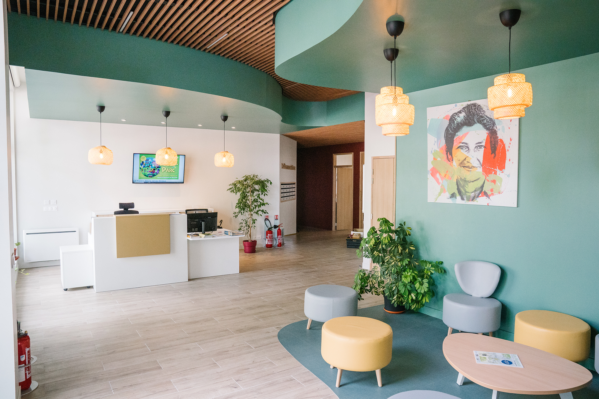 Espace Simone Veil - Les Mureaux 78130 - Travaux d'électricité